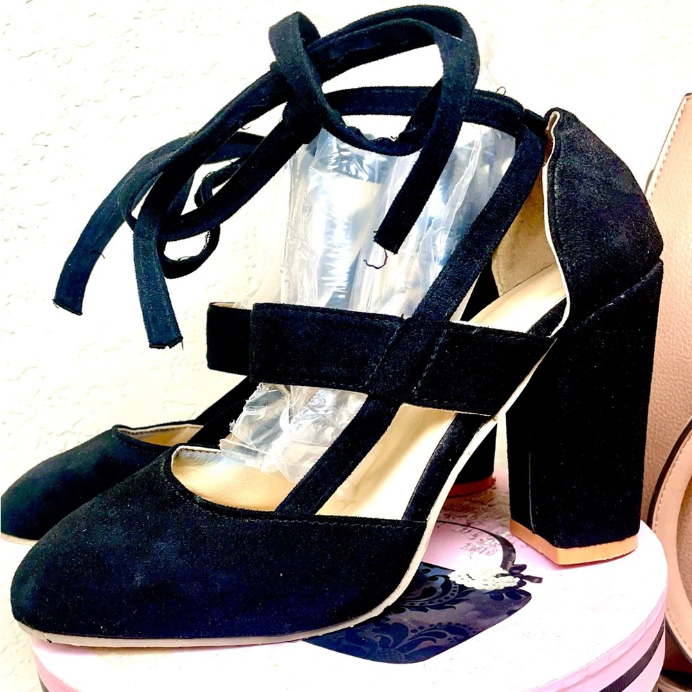 Elegant Black Women's Lace-up Closed-toe Block Heels Sz 8